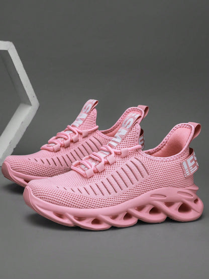 New Minimalist Breathable Soft Outsole Anti-Slip Lightweight Slip-On Casual Outdoor Sports Shoes, Suitable for All Seasons