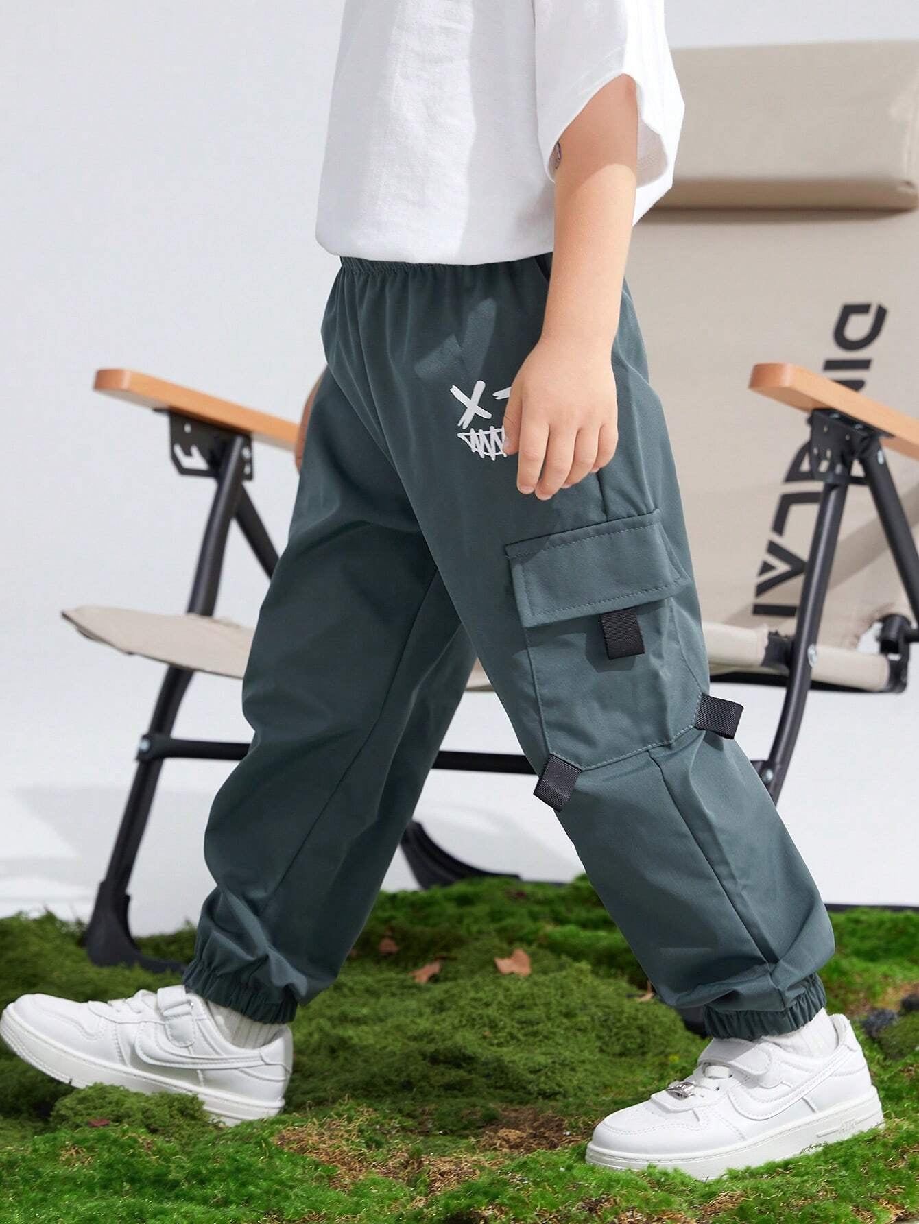 Young Boy Cartoon Graphic Flap Pocket Pants