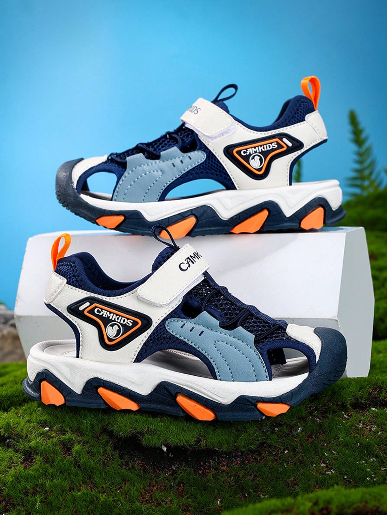 Kids Sandals, New Boys Girls Summer Sandals, School & Campus Style, Slip-Resistant Sole, Breathable, Lightweight, Hook and Loop Design, Suitable for Outdoor, Playground, Pool, Toe-Protective