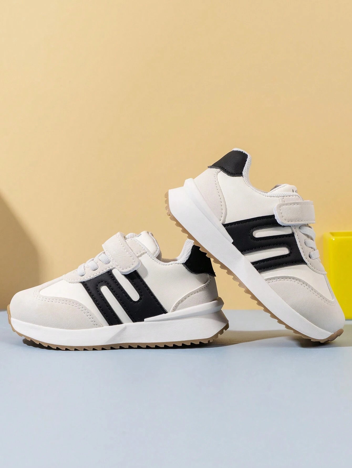 Kids' Soft-Sole Sneakers for Girls, Fashionable Casual Shoes for Boys, Non-Slip Shoes for Toddlers Learning to Walk