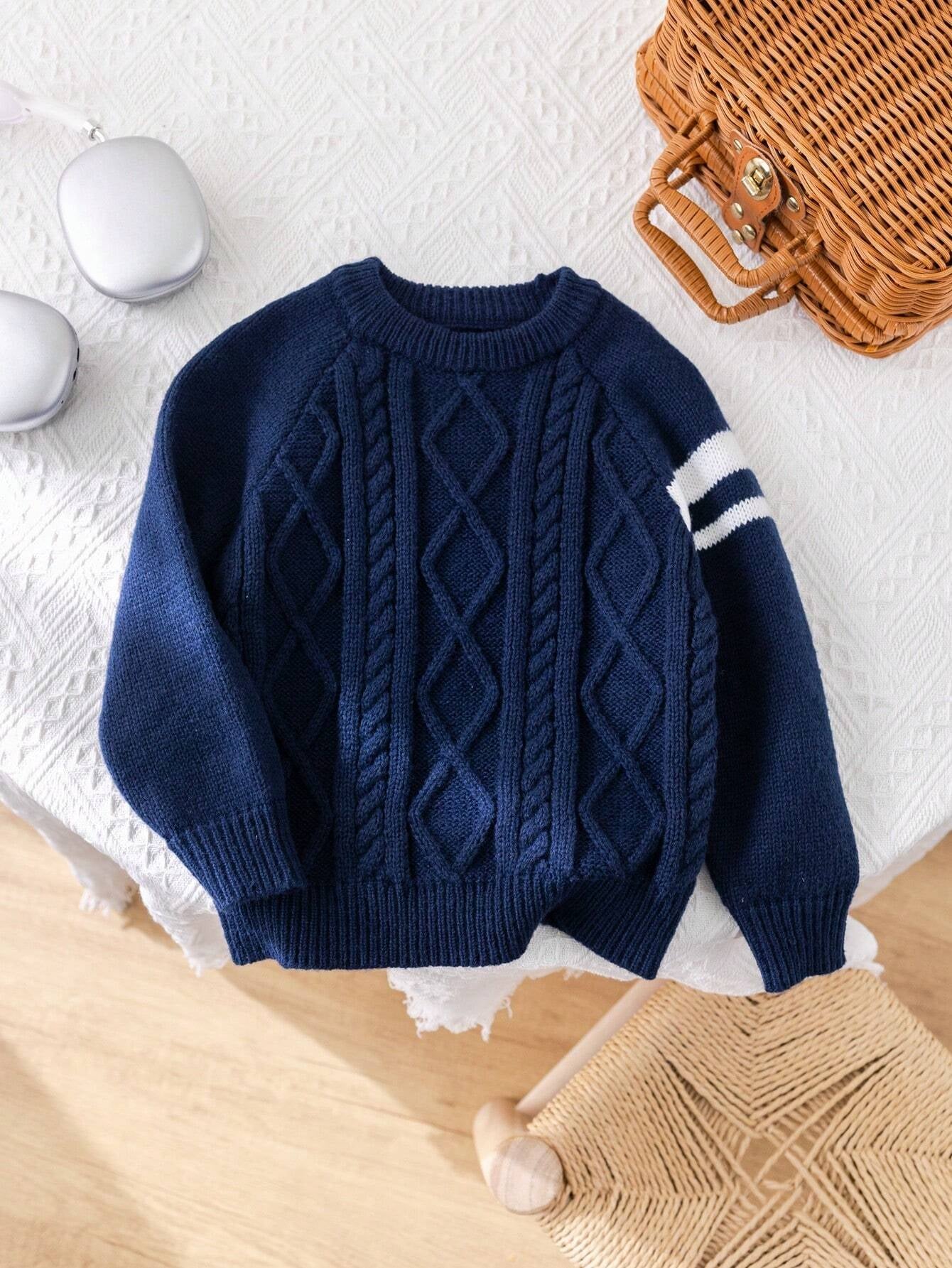 1Pc Young Boys Casual Comfortable Stylish Classic Textured Knit Deer Pattern round Neck Sweater, Suitable for Kids Outfit, Young Boy Clothes, School, Daily Wear, Travel, Party, Autumn/Winter