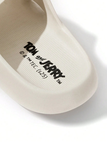 TOM & JERRY X  Cute Cartoon Graphic White Children'S EVA Slippers, Suitable for Toddlers and Kids, for Indoor, Shower or Outdoor Use, Lightweight, Comfortable and Non-Slip, for Boys and Girls