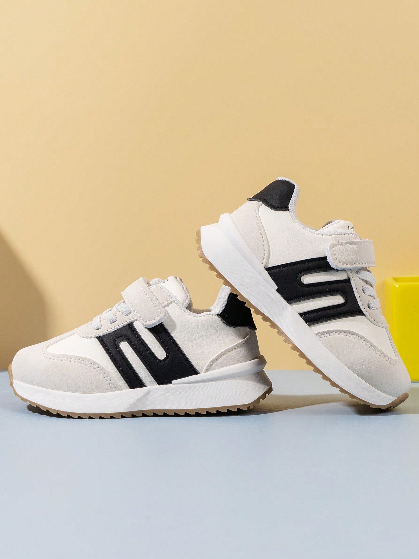 Kids' Soft-Sole Sneakers for Girls, Fashionable Casual Shoes for Boys, Non-Slip Shoes for Toddlers Learning to Walk