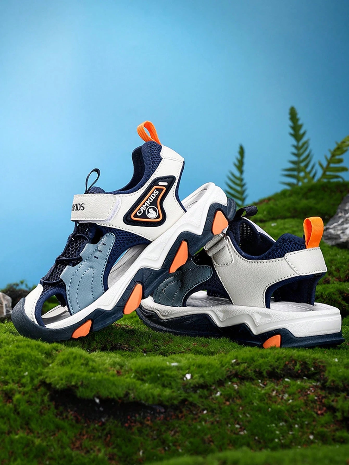 Kids Sandals, New Boys Girls Summer Sandals, School & Campus Style, Slip-Resistant Sole, Breathable, Lightweight, Hook and Loop Design, Suitable for Outdoor, Playground, Pool, Toe-Protective