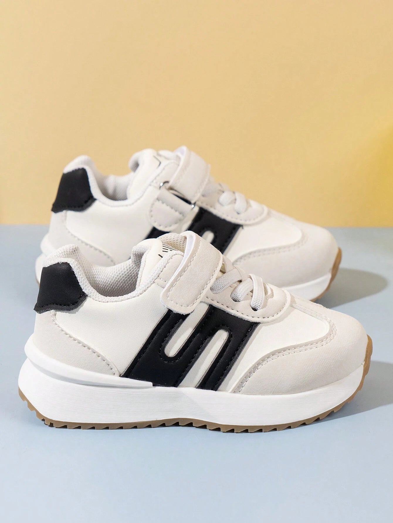 Kids' Soft-Sole Sneakers for Girls, Fashionable Casual Shoes for Boys, Non-Slip Shoes for Toddlers Learning to Walk