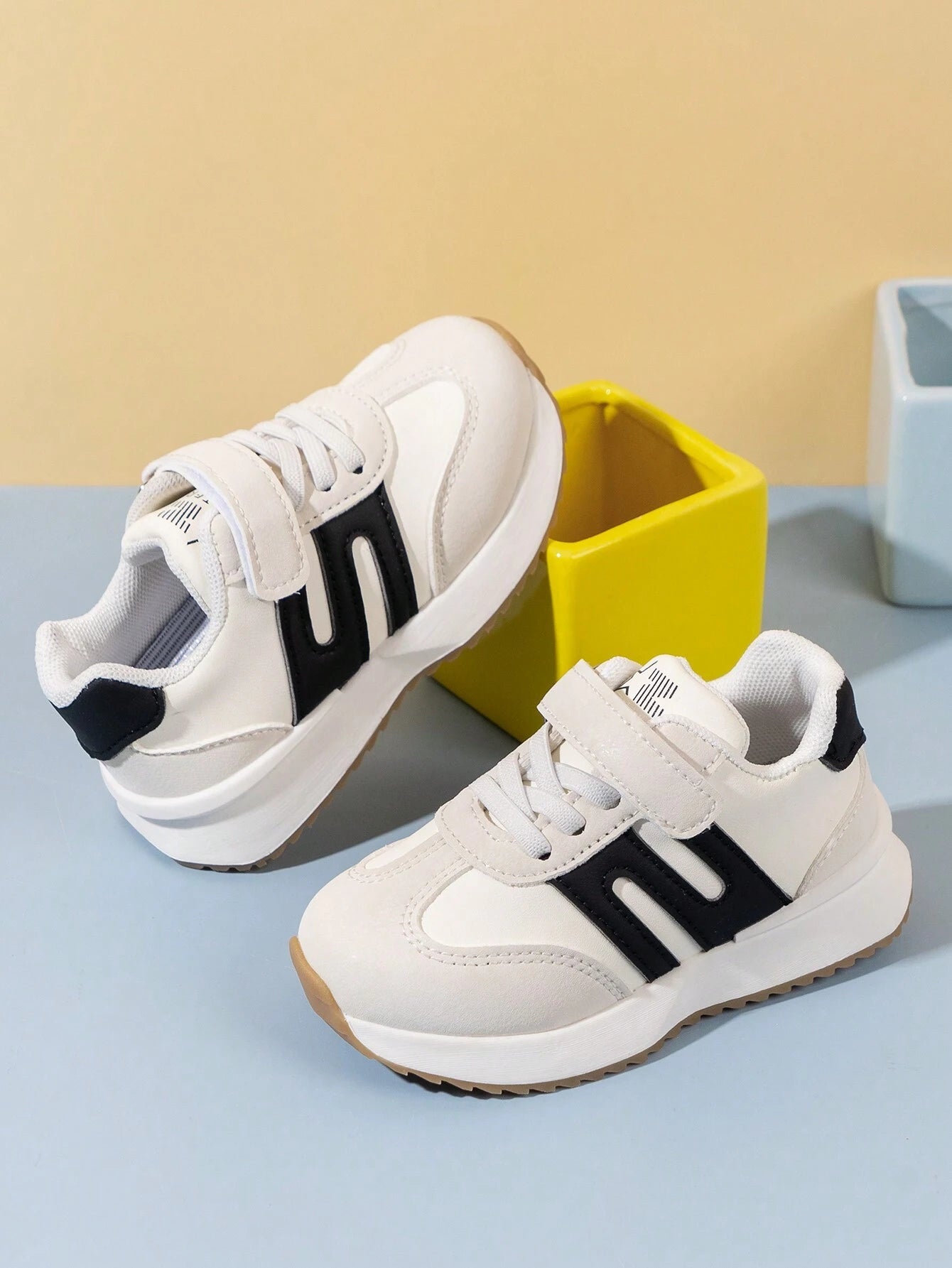 Kids' Soft-Sole Sneakers for Girls, Fashionable Casual Shoes for Boys, Non-Slip Shoes for Toddlers Learning to Walk